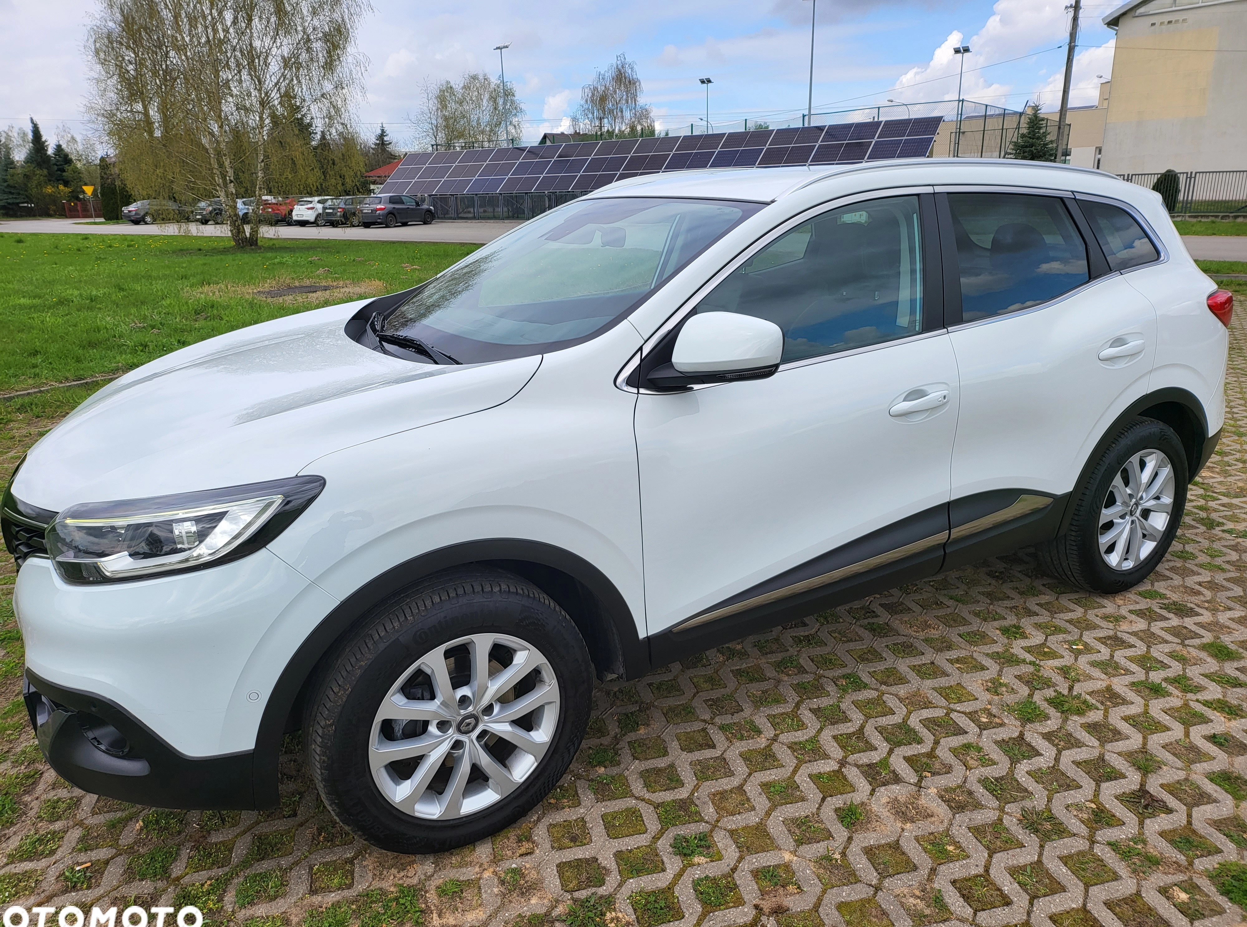Renault Kadjar cena 48909 przebieg: 198000, rok produkcji 2016 z Sieradz małe 781